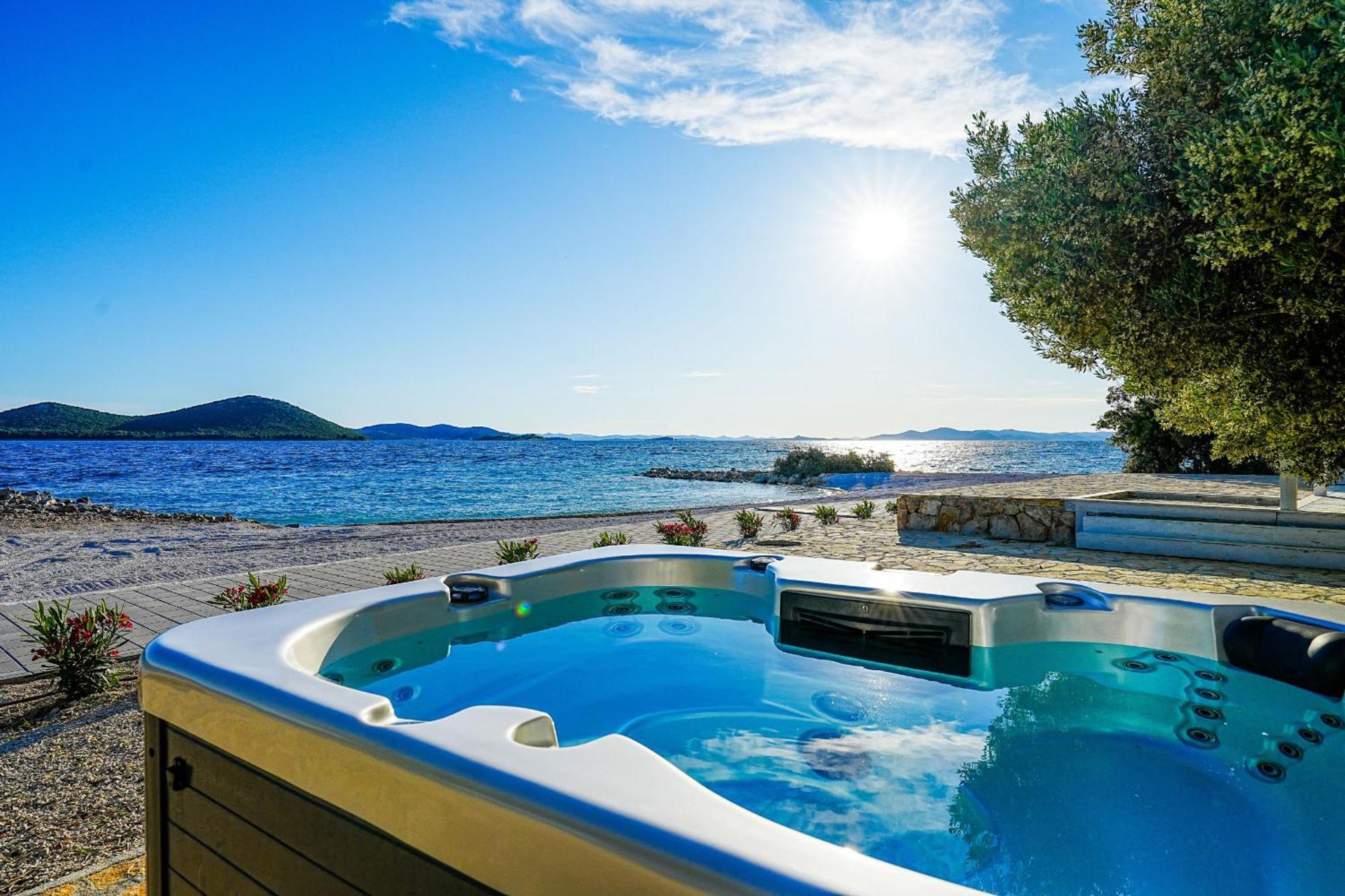 Buqez Eco Resort - Beach Villa 28 - Directly By Beach Драге Экстерьер фото